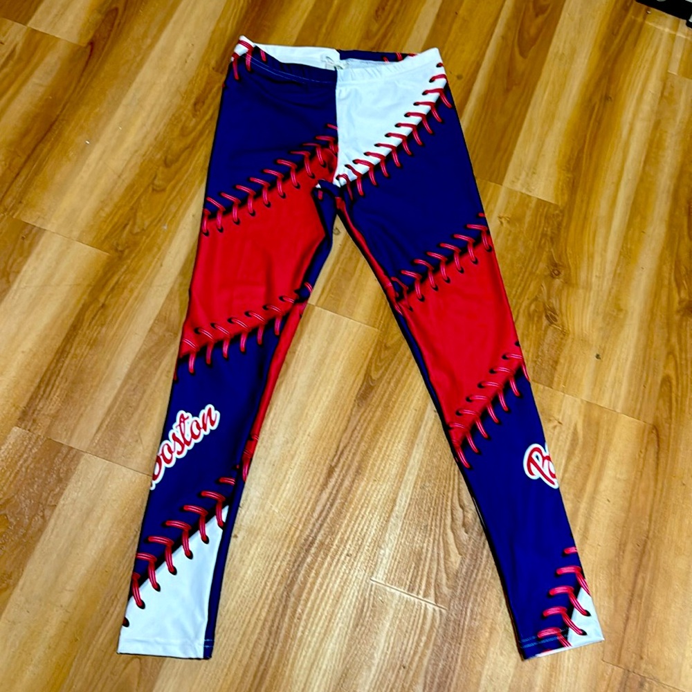 Woman’s Red Sox leggings